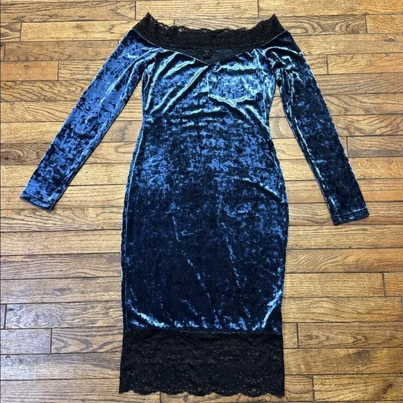 Blue Lace Velvet Off Shoulder Dress S NWT - Picture 4 of 8